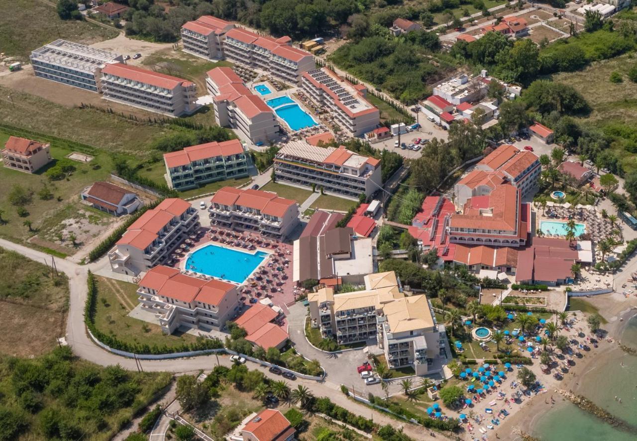 Angela Beach Hotel & Apts Roda  Exteriér fotografie