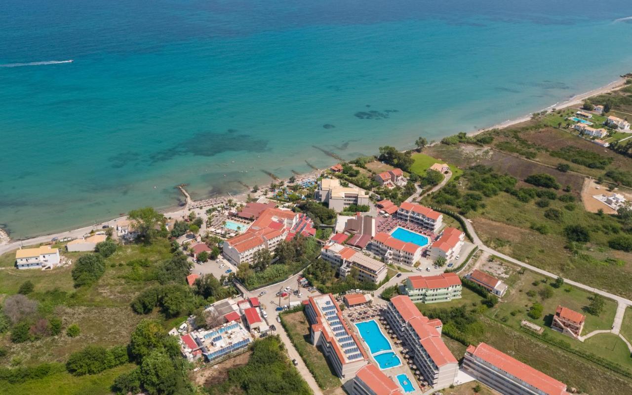 Angela Beach Hotel & Apts Roda  Exteriér fotografie