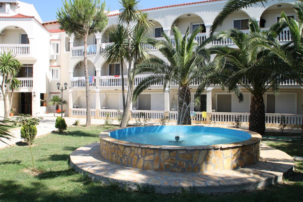 Angela Beach Hotel & Apts Roda  Exteriér fotografie